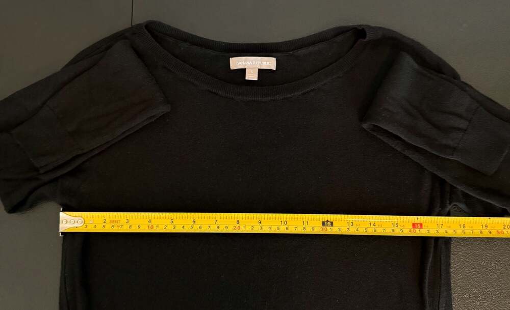 Banana Republic Black Side Zip Long Sleeve Sweater Size S - Picture 7 of 9